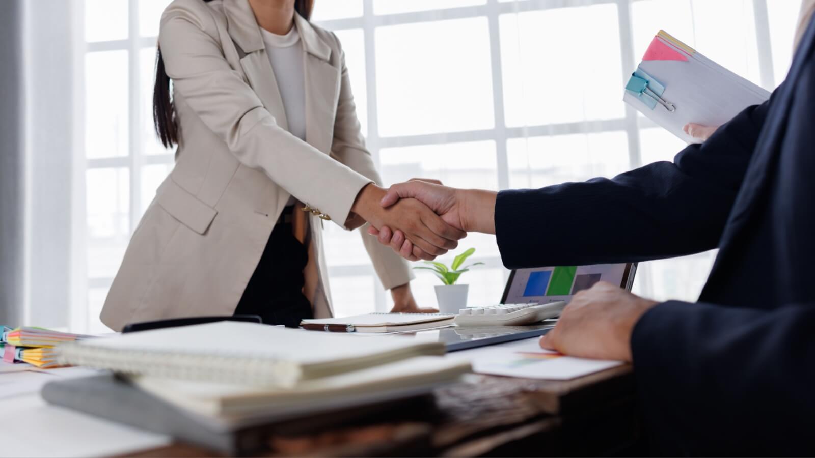 cre broker