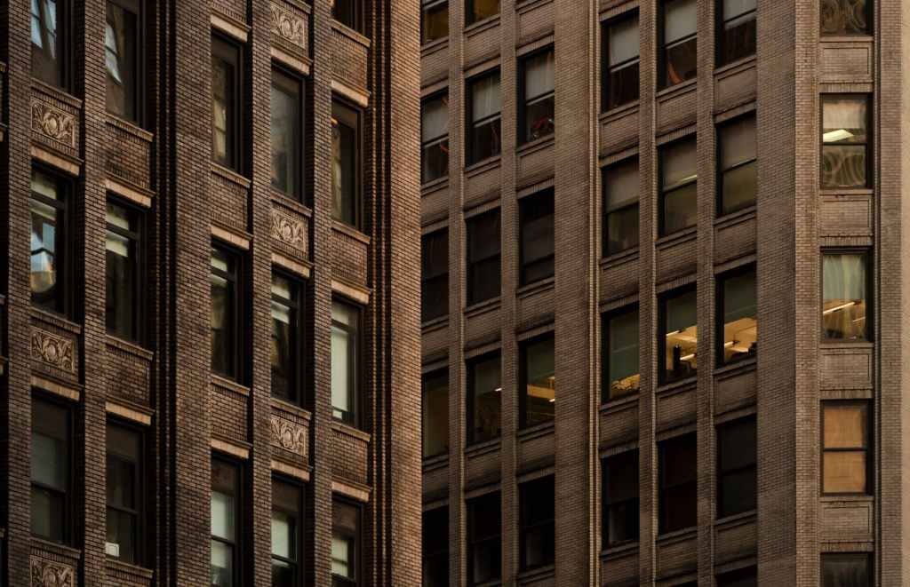 32 Degrees & Geox Agree to Deals at Garment District Office Space