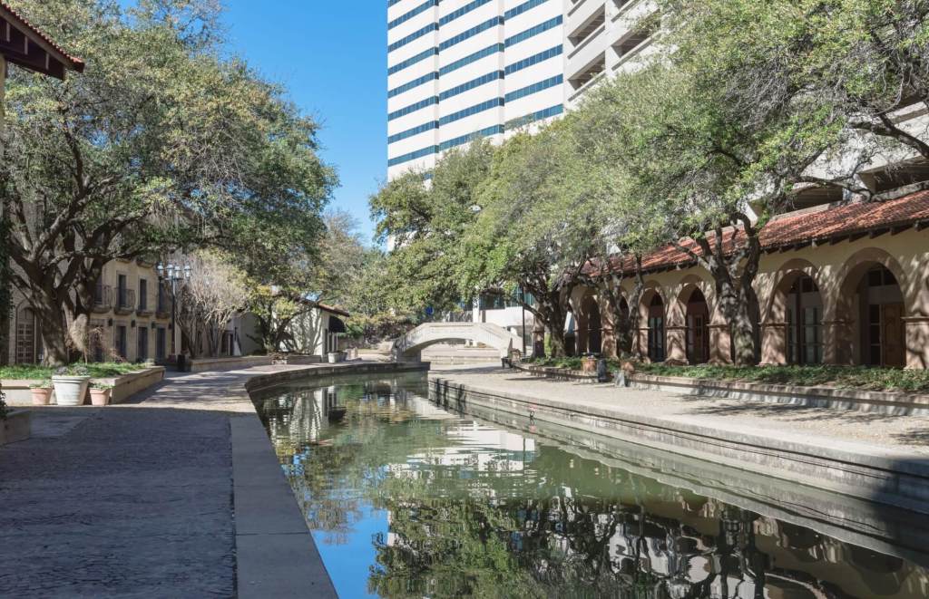 Aiming to achieve LEED Platinum certification, the northwest Dallas office complex in Las Colinas represents Wells Fargo's first net-positive energy office campus.