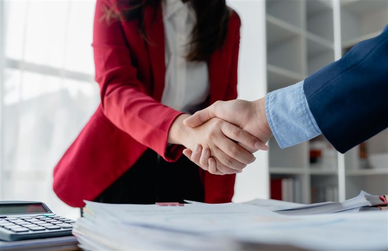 In commercial real estate investment, the right collaboration can greatly improve the outcome of any opportunity, so working with a good broker is key.