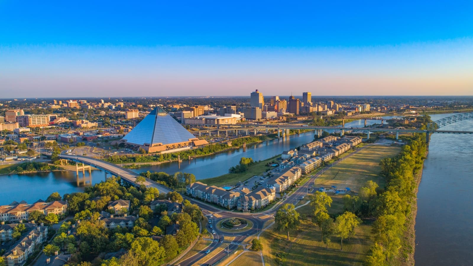 Memphis tennessee central business district aerial panoramic view