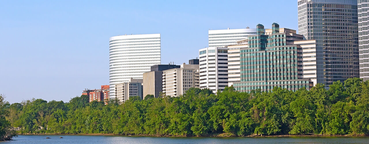 arlington skyline seen from the potomac river