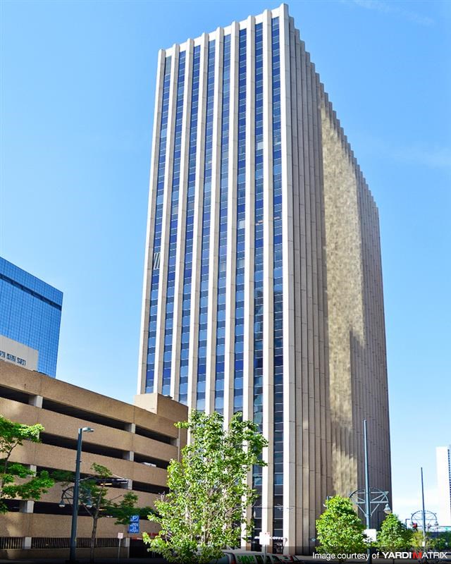 full view of Colorado Tower I 633 17th street Denver Colorado