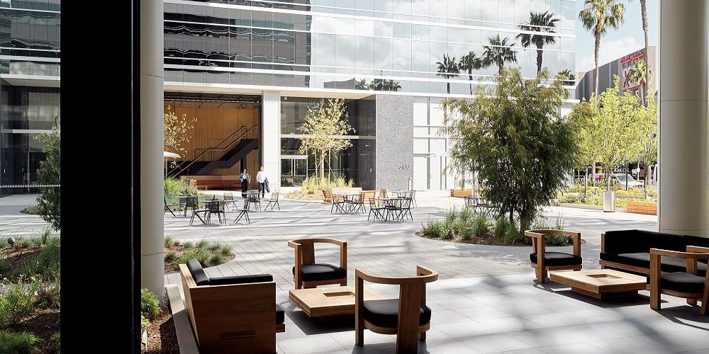Outside view of the Playa District Campus