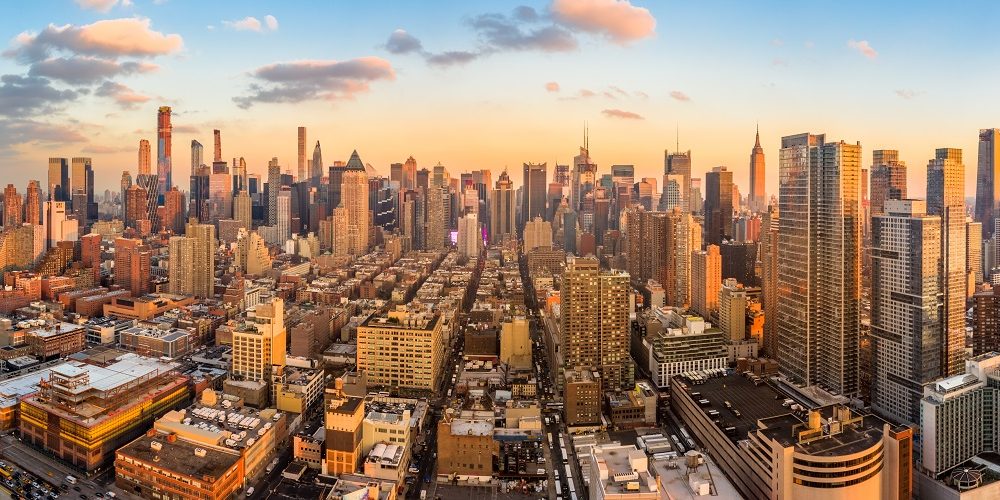 NYC sunny skyline