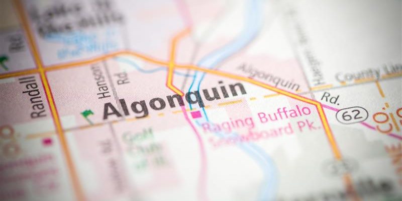 map focus showing the position of algonquin illinois