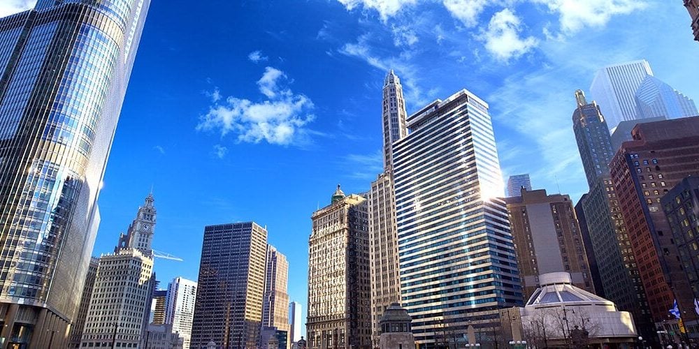 central_chicago_river_north_crossing_featured_image_shutterstock_264749789