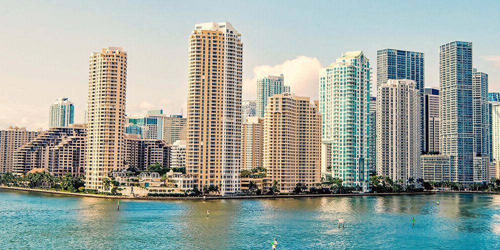 downtown miami skyscrapers skyline seen from the water_Featured image