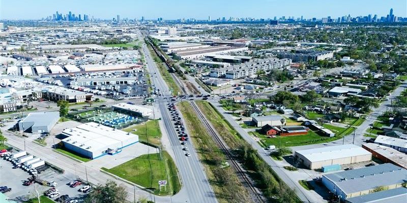 aerial landscape of industrial real estate in houston texas submarket
