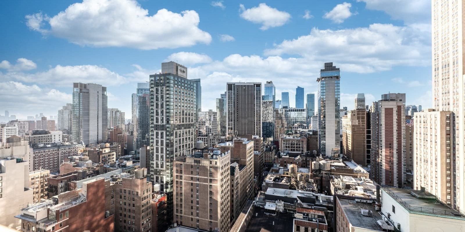 manhattan skyline top performing office market in august 2026