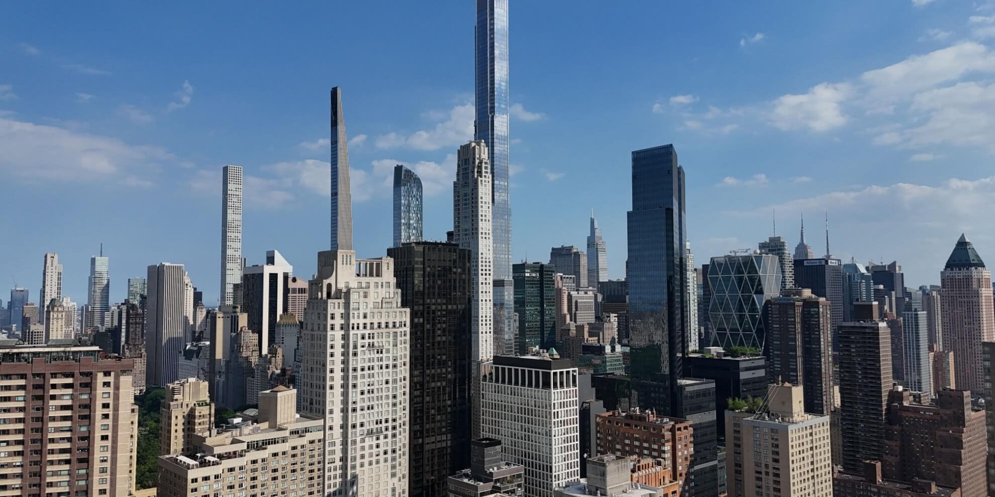 panoramic view of new york city skyscrapers office space in midtown manhattan