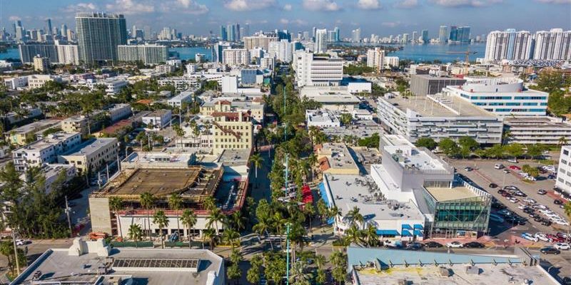 aerial view of miami retail space at the lincoln road mall, in the direction of the atlantic shore