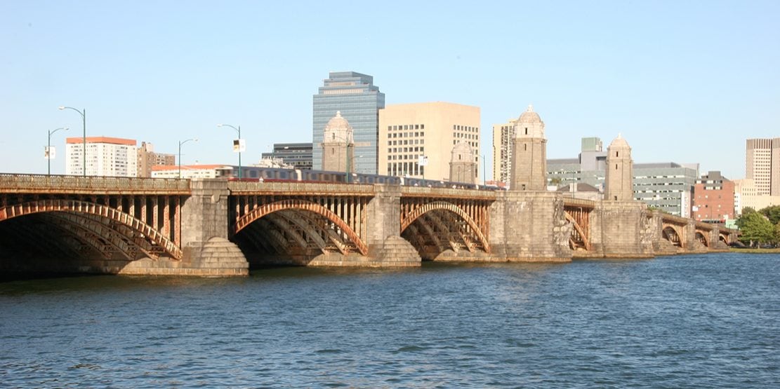 longfellow bridge connecting beacon hill boston with cambridge mass