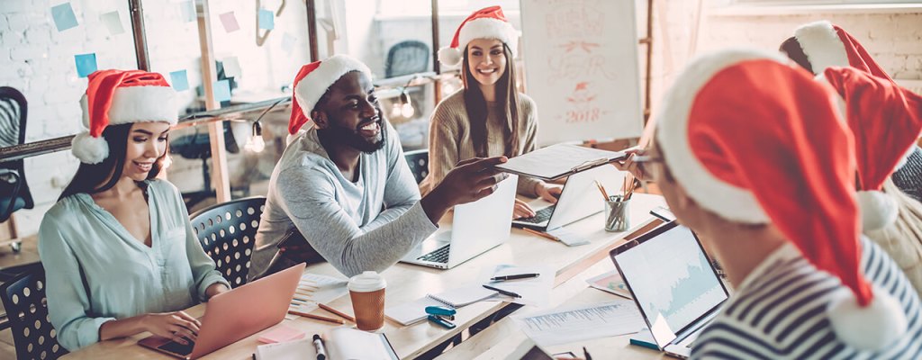 5 Ways to Get into the Holiday Spirit at Work