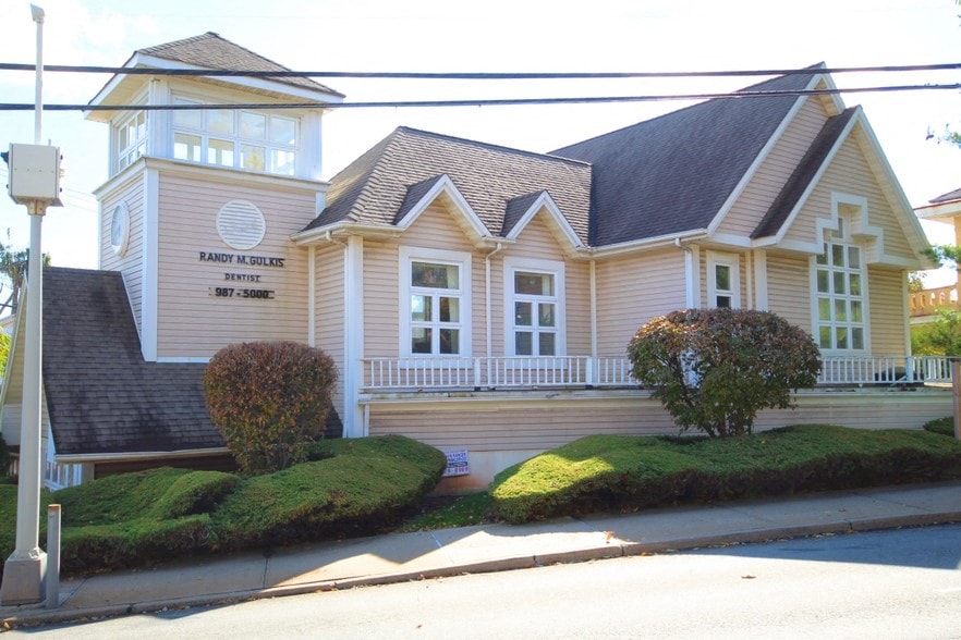 Two family/medical office building