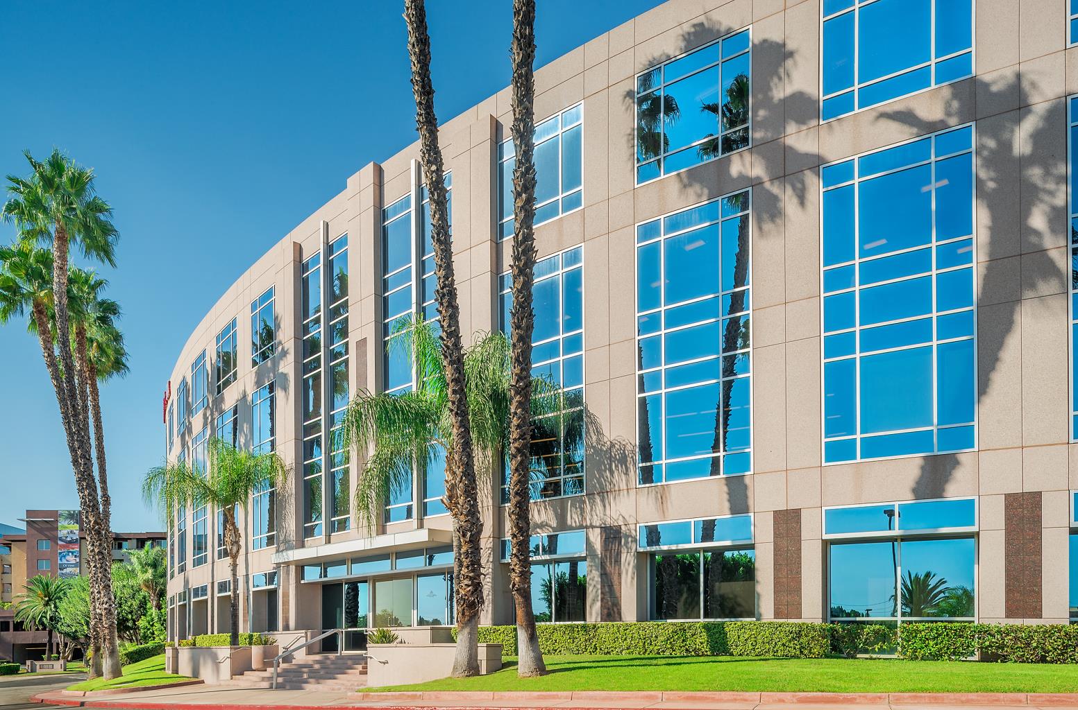 Olen Pointe Brea II
