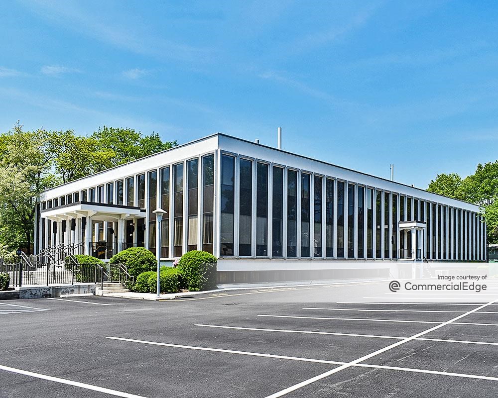 300 Knickerbocker Road