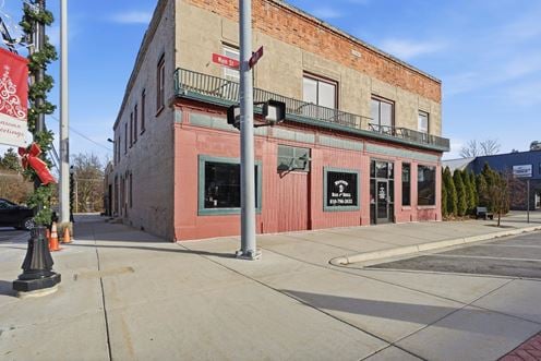 5505 Main St
