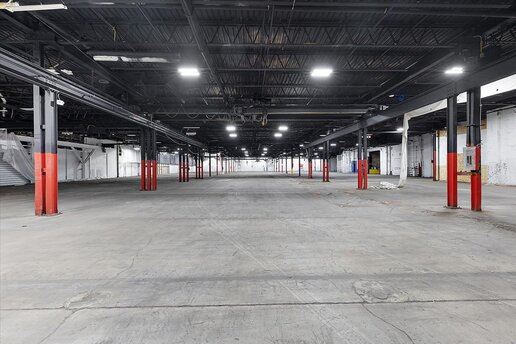 Versatile Industrial/ Flex/ Warehouse and Storage Facility