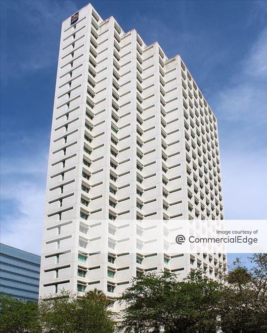 801 Brickell - 801 Brickell Avenue, Miami, FL | Office Space