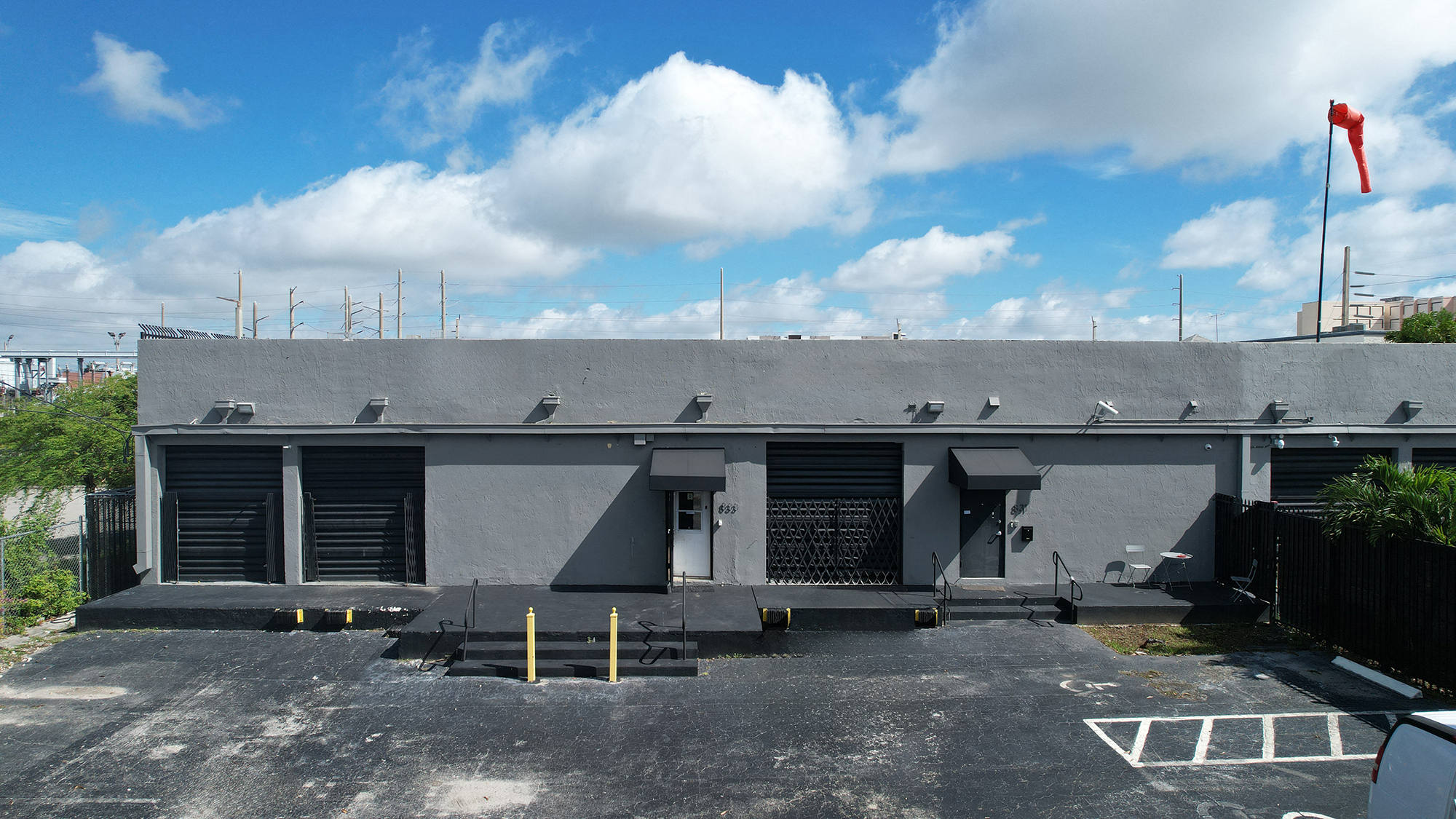 829 NW 21st St