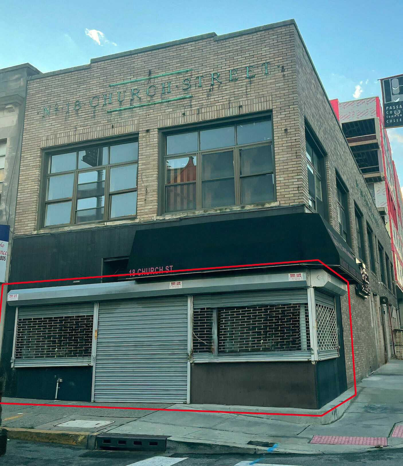 Â±825 SF Retail for Lease