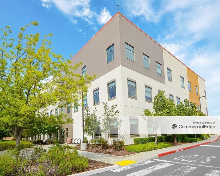 Sutter Fairfield Medical Campus 2720 Low Court 2720 Low Court Sutter Fairfield Medical Campus 2720 Low Court 2720 Low Court