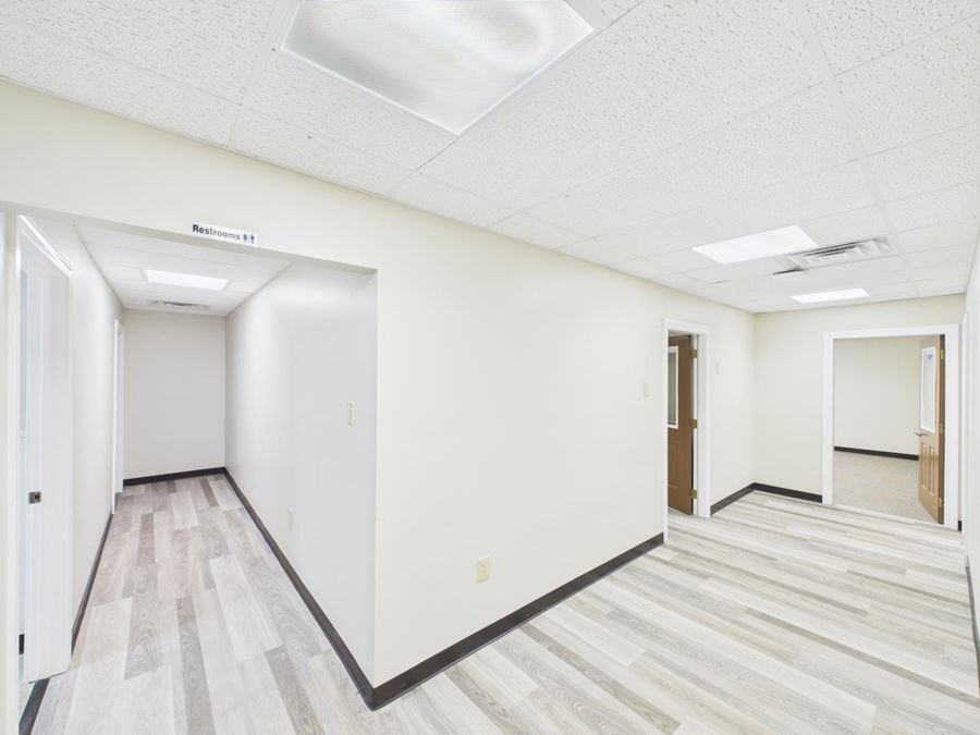 ±5,800 SF Former EXXON Bldg SELLING FOR LESS THAN $26 PSF