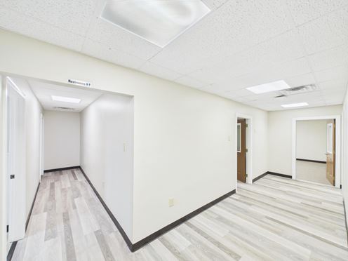 ±5,800 SF Former EXXON Bldg SELLING FOR LESS THAN $26 PSF