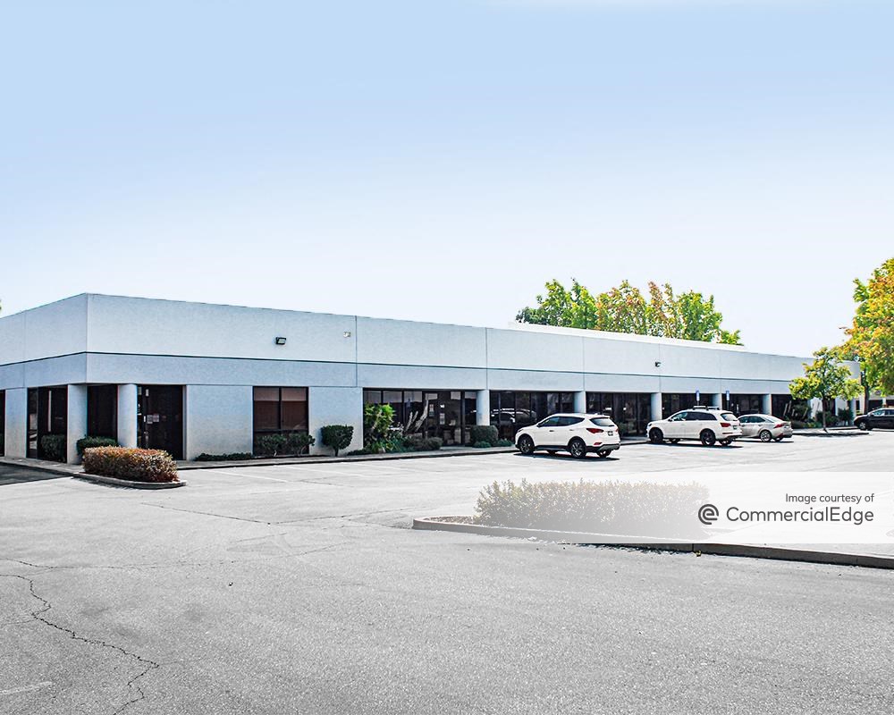 Quarry Business Center