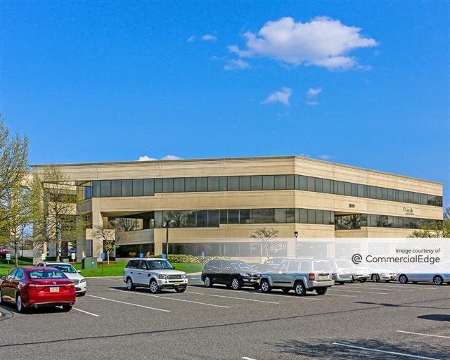 Commerce Center