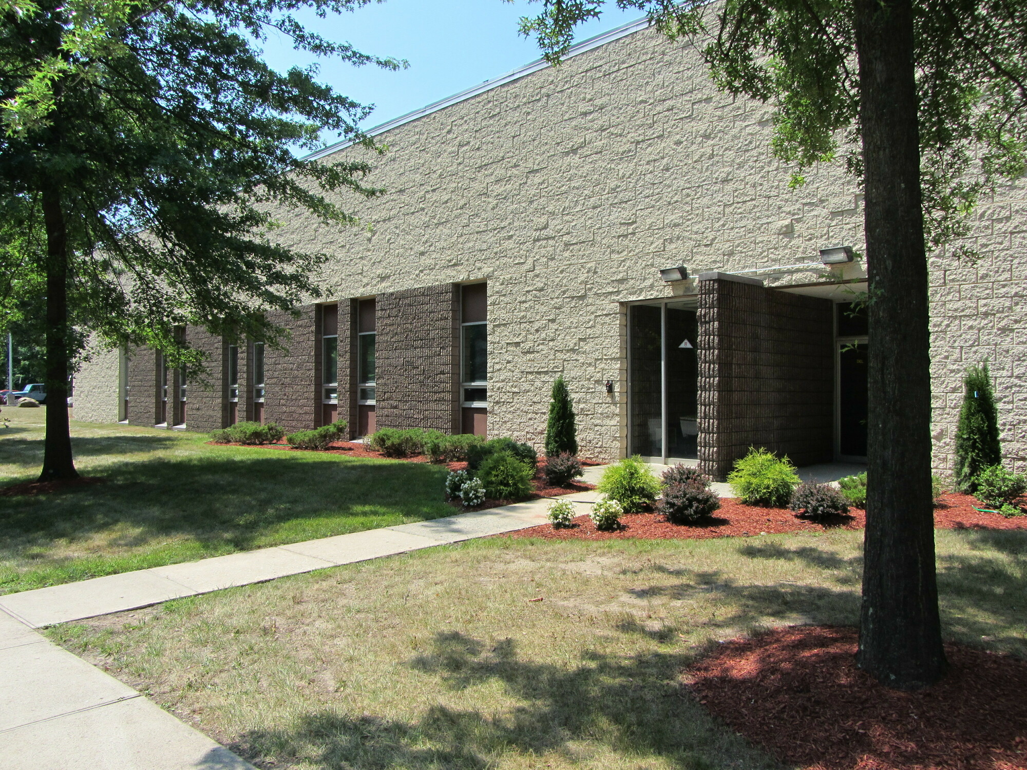 181 E Halsey Rd