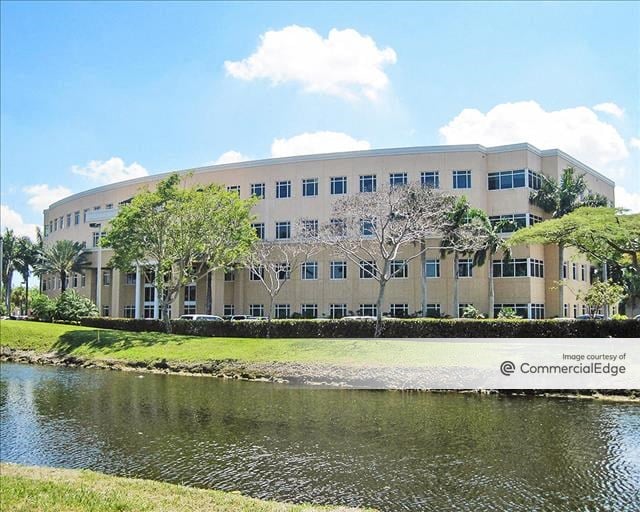 8200 Doral