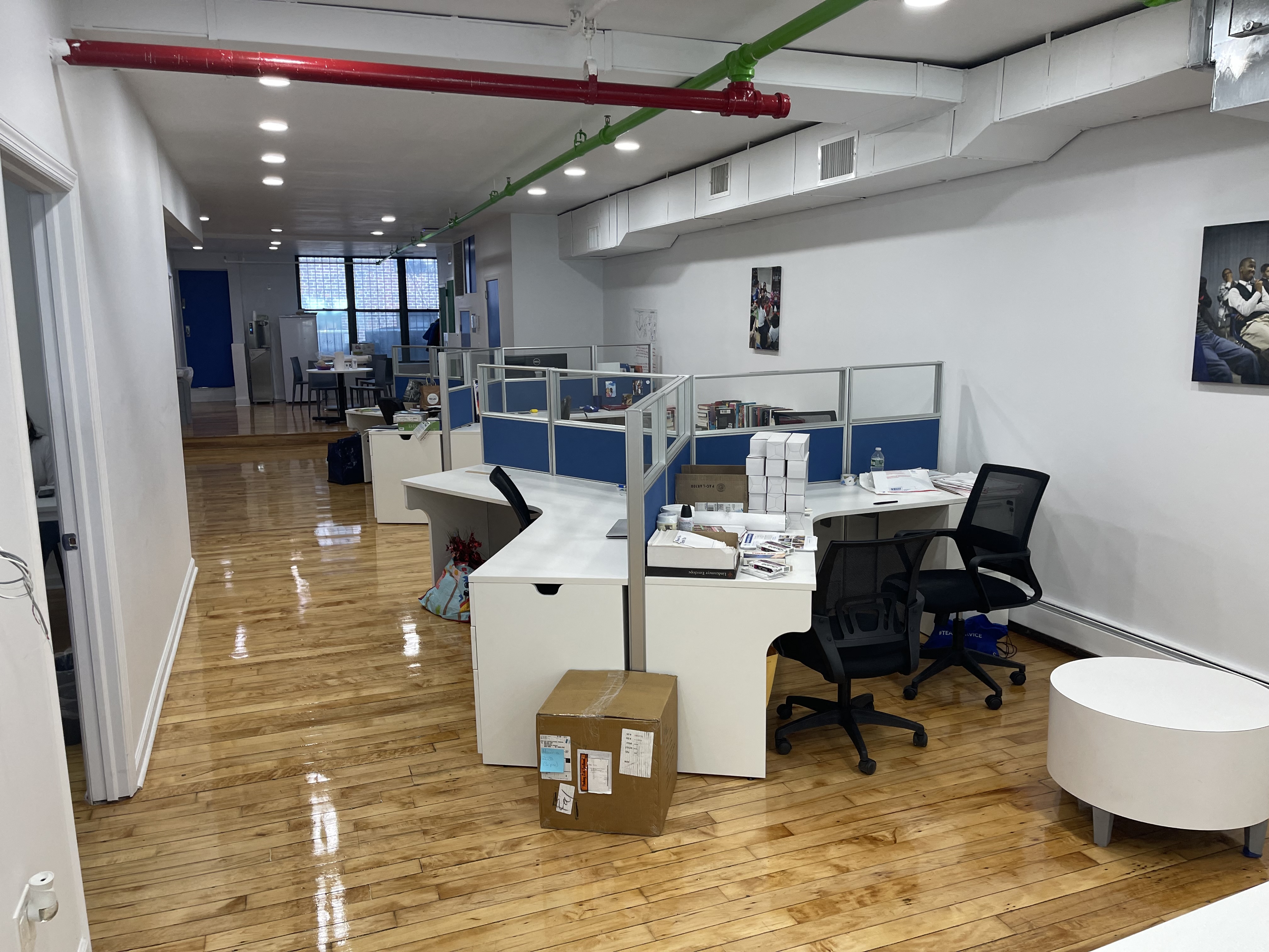 Retail space for lease in Upper East Side -