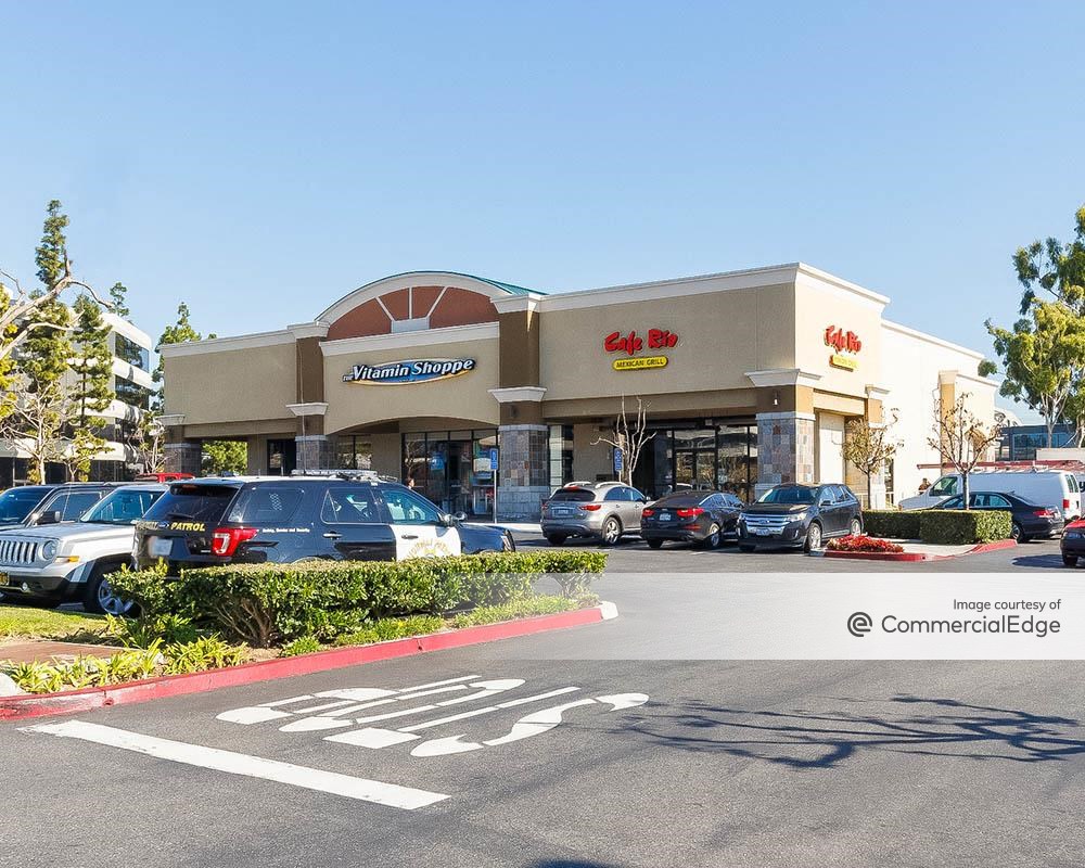Manhattan Gateway Shopping Center