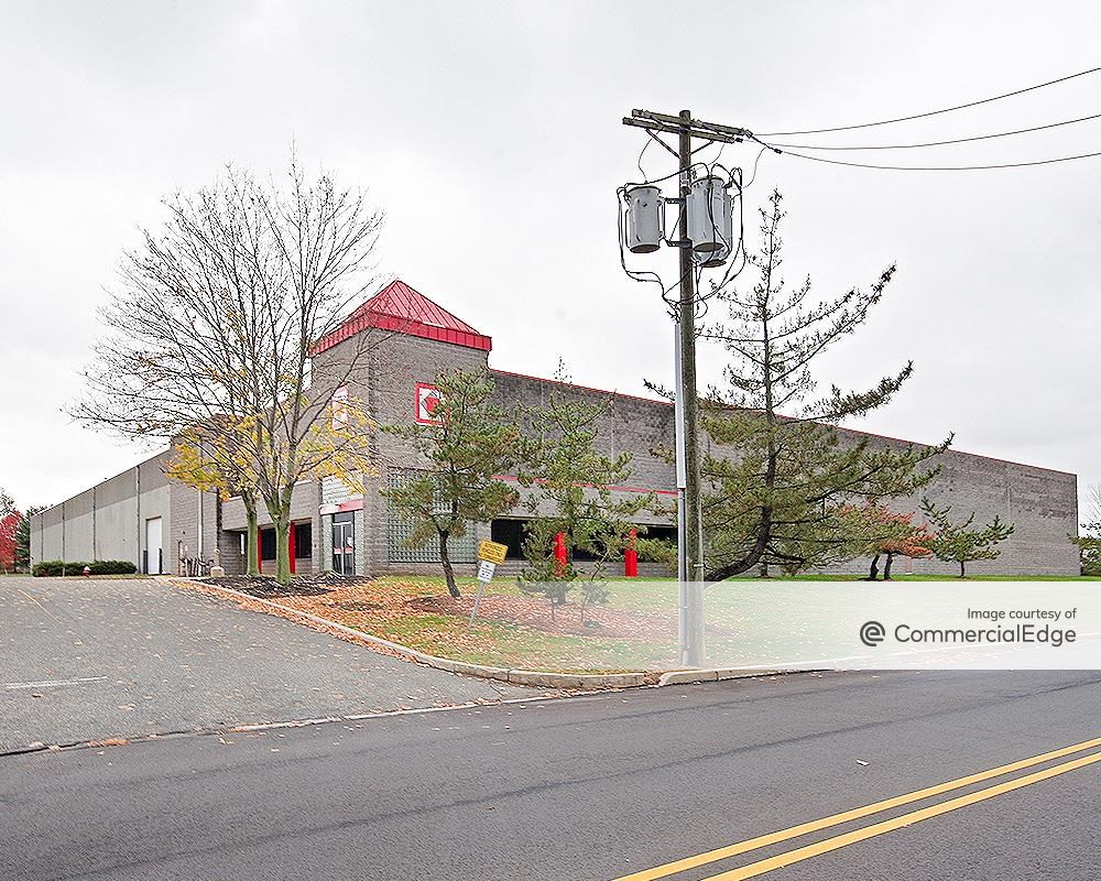 35 Commerce Drive