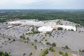Freehold Raceway Mall