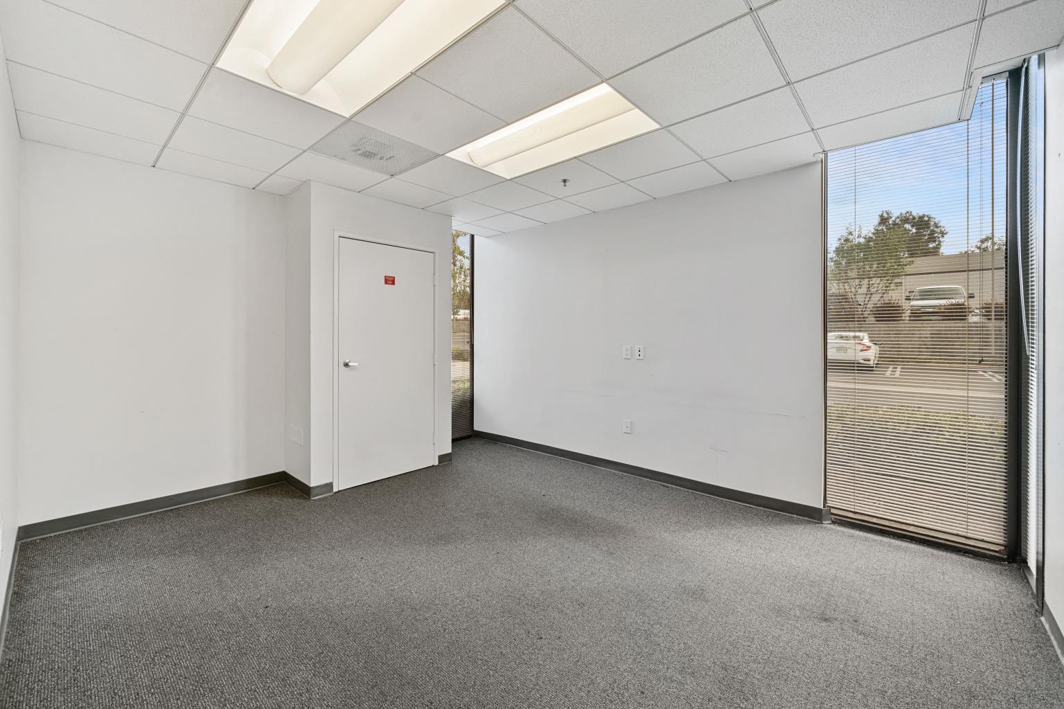 5800-5860 Hannum Ave. 2