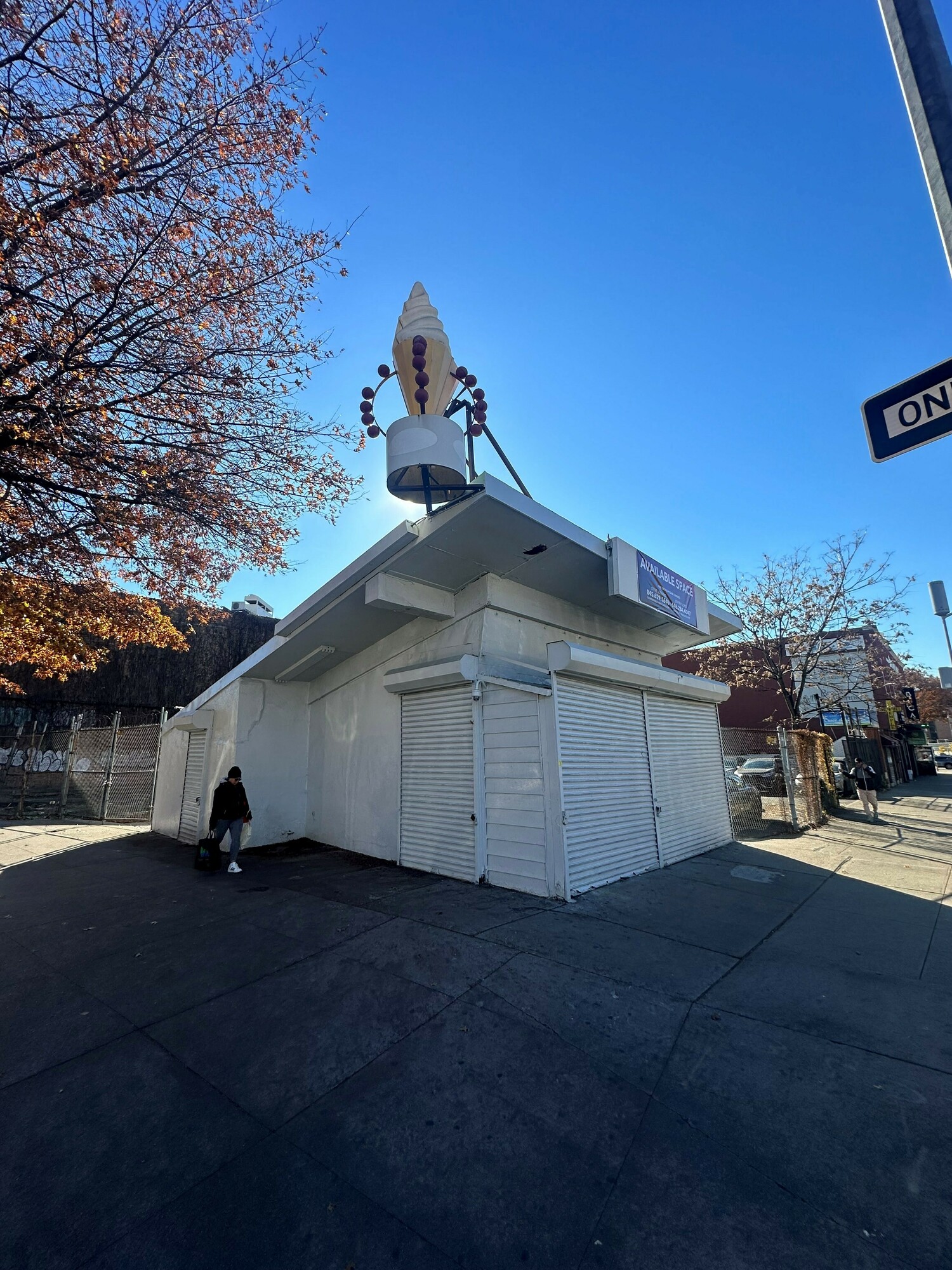 2472 Webster Avenue