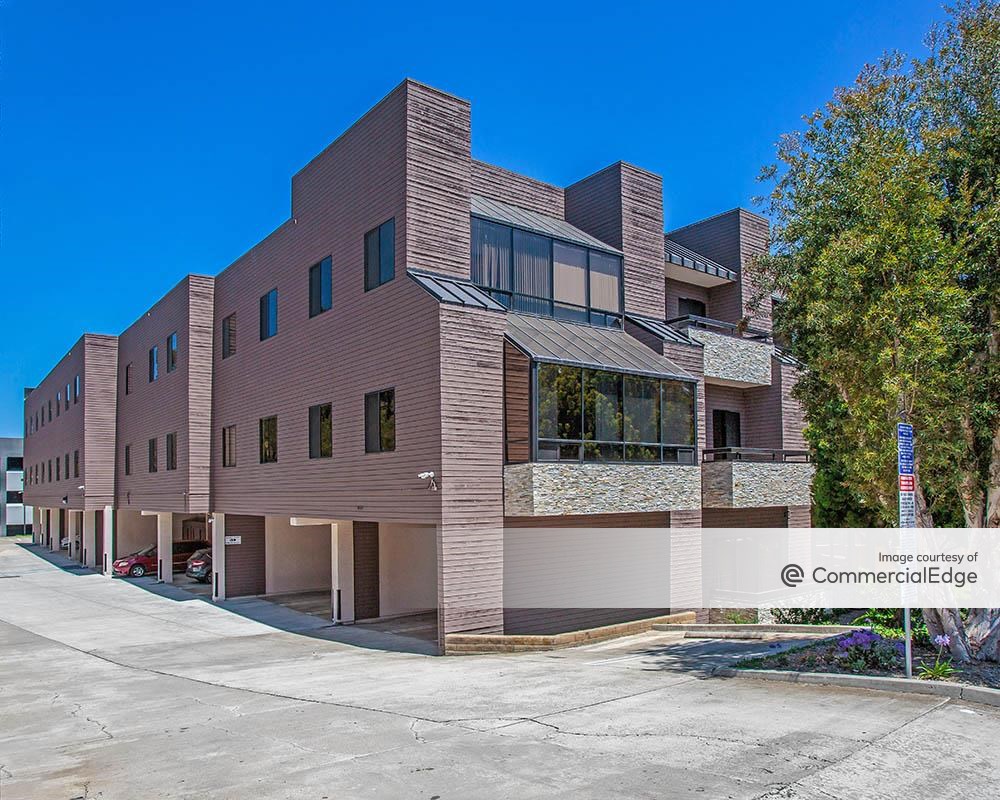 Sorrento Mesa Office Plaza