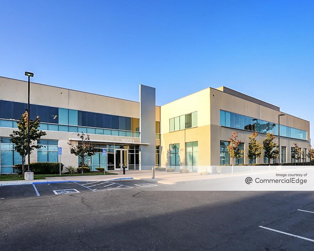 Harbor Bay Business Park - 1600 Harbor Bay Pkwy