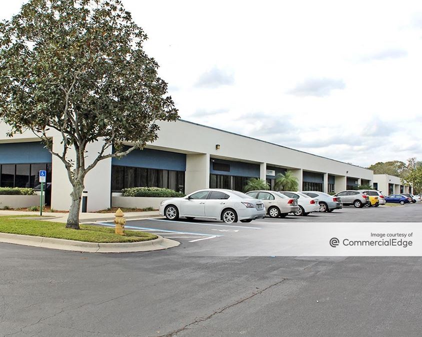 Gateway Business Center 1335 Gateway Drive, Melbourne, FL Office Space