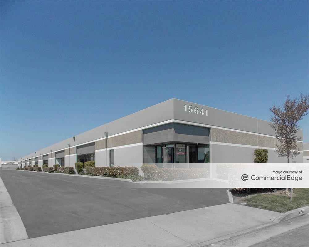 15611 & 15641 Product Lane