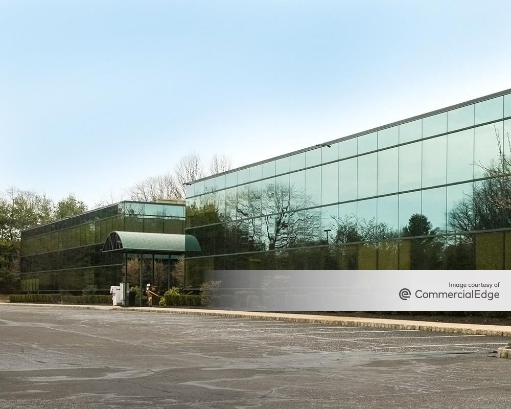 Manalapan Corporate Plaza