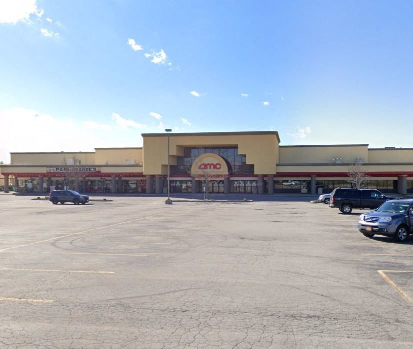 1,500+/- SF and up to 4,726+/- SF Available in Maple Ridge Center