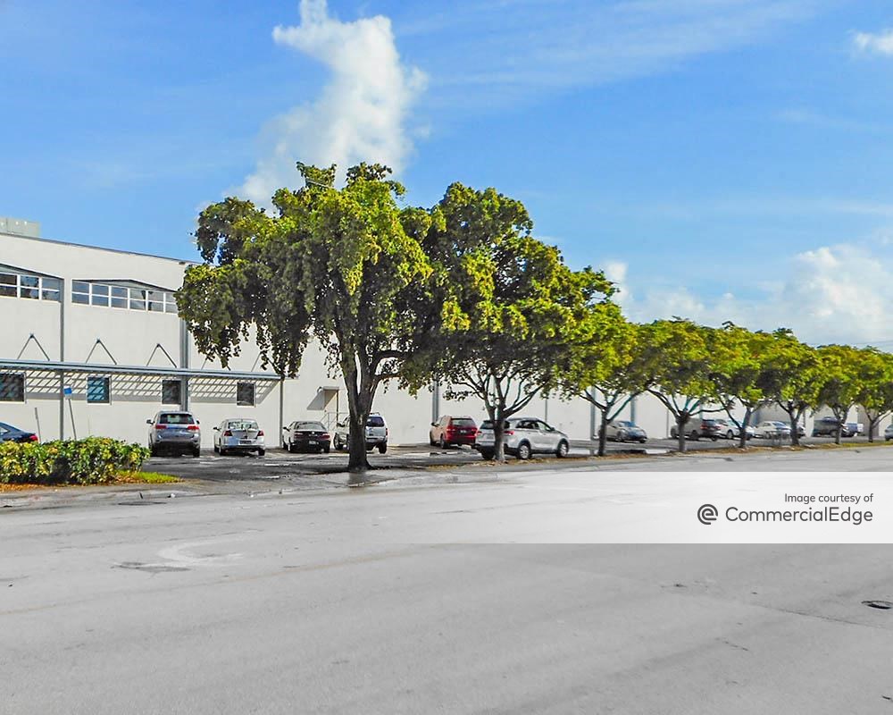 6891 NW 74th Street