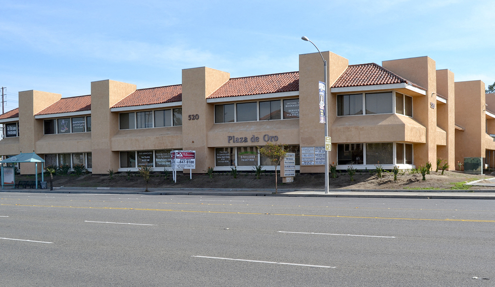 Plaza de Oro (Executive Suites)
