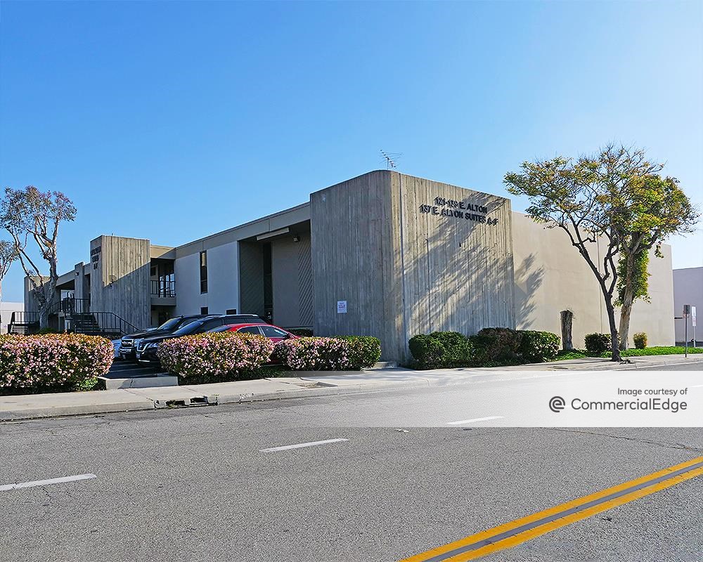 103 & 137 East Alton Avenue