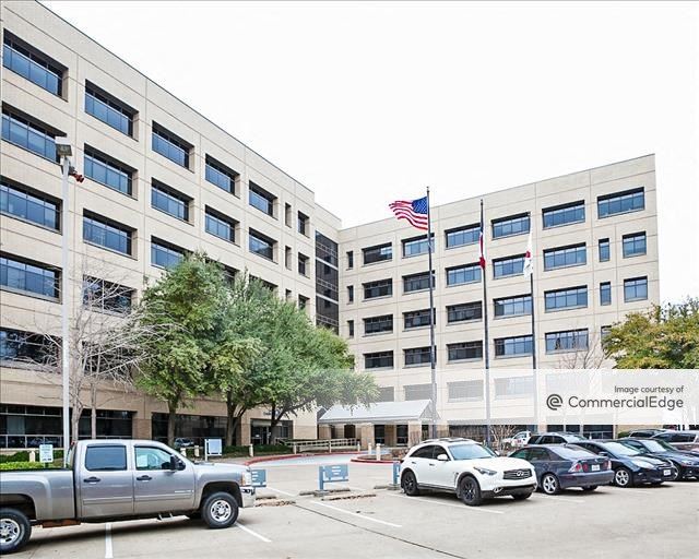 American Airlines Headquarters North - 4333 Amon Carter Blvd, Fort