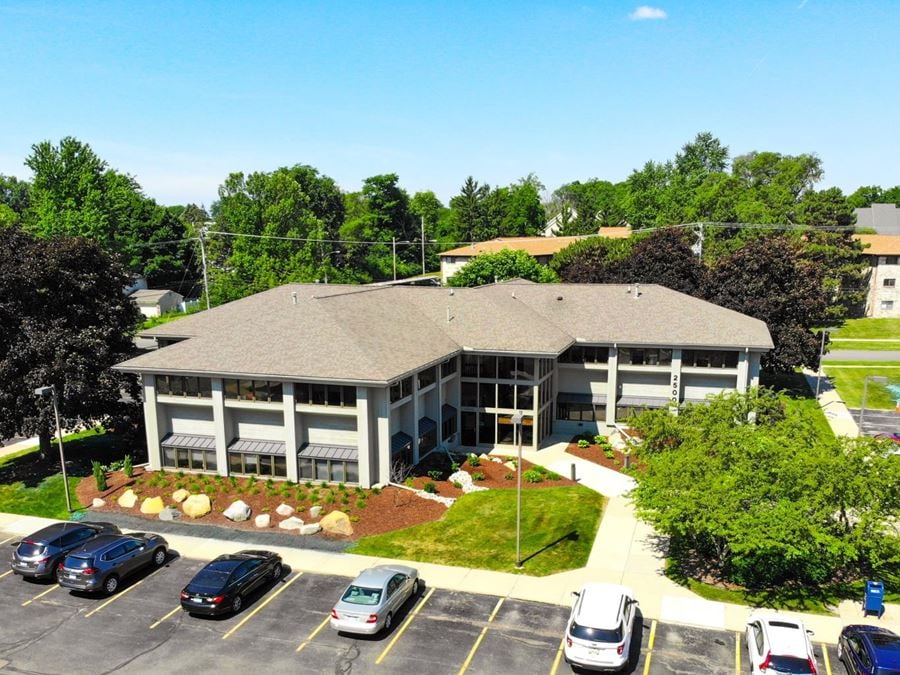 Business Center Offices, 2500-2510 Kerry St